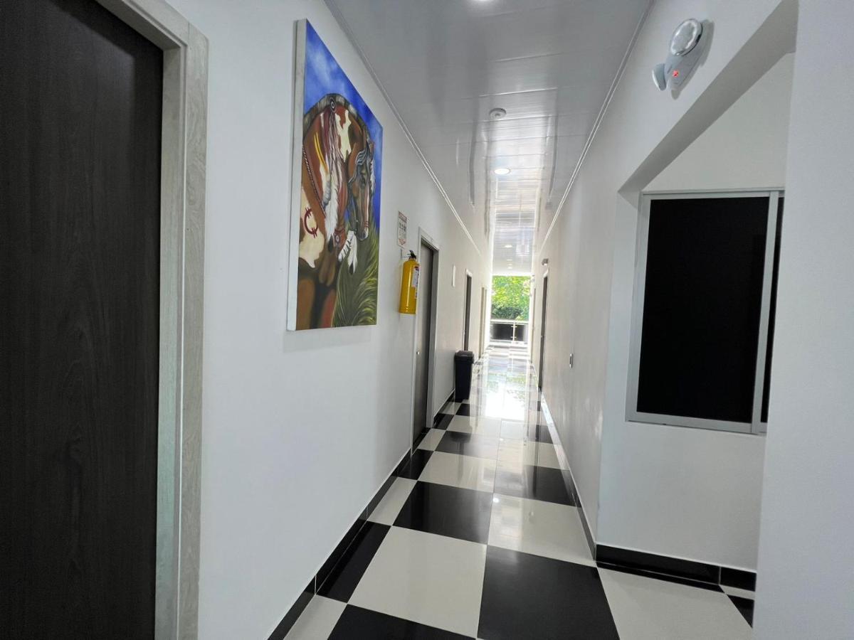 Hotel Magfair Doradal Esterno foto