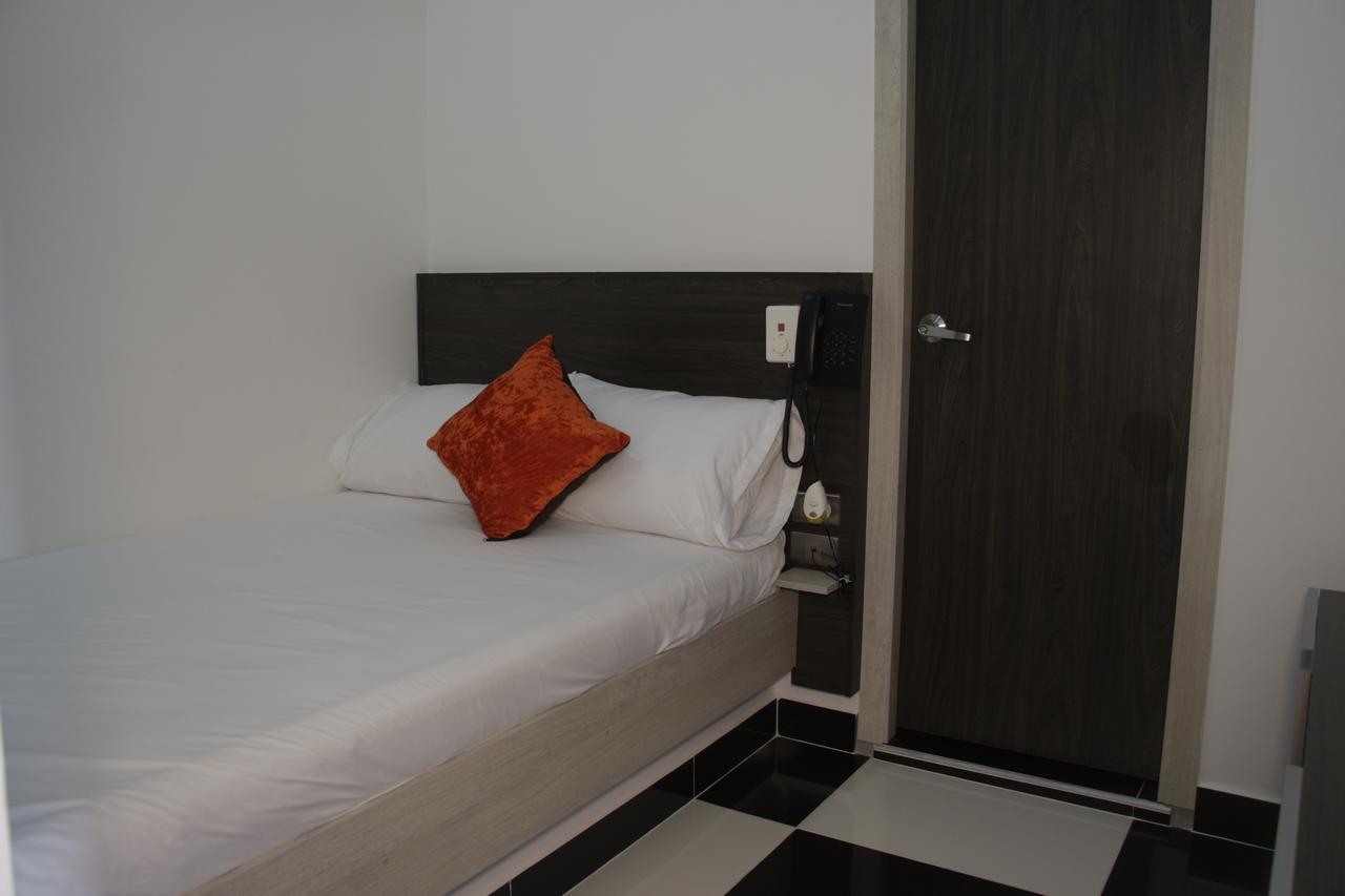 Hotel Magfair Doradal Esterno foto